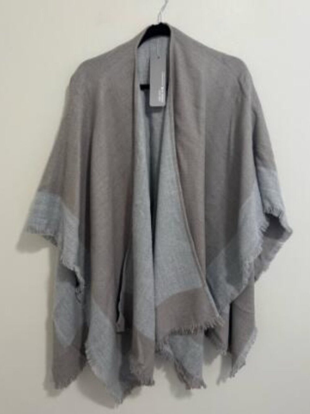 Fraas NWT Gray and Tan Fringed Shawl